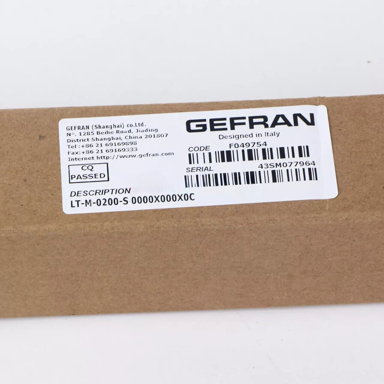 1PCS  Gefran Rectilinear Displacement Transducer LT-M-0200-S