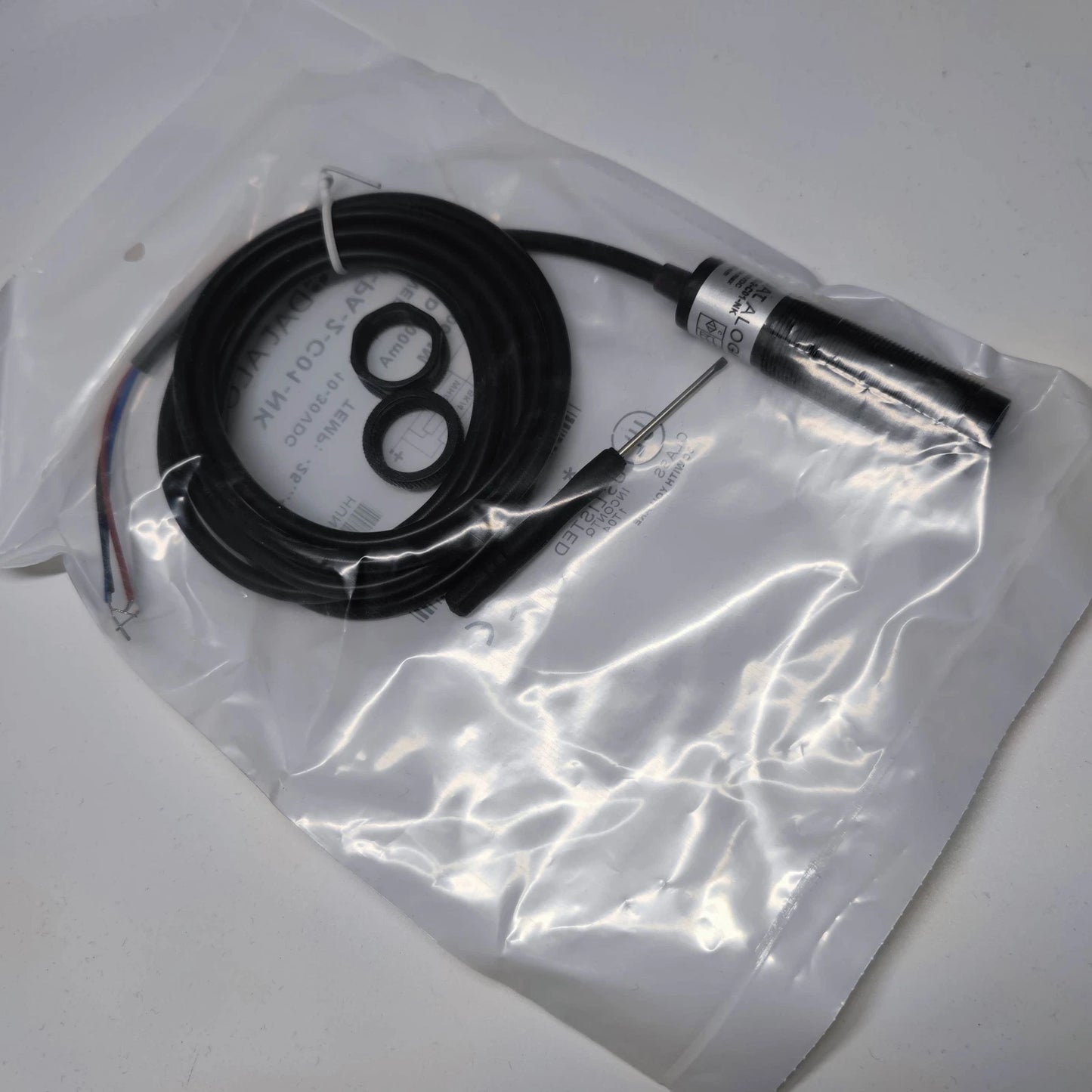 QTY:1pc S51-PA-2-C01-NK   photoelectric switch