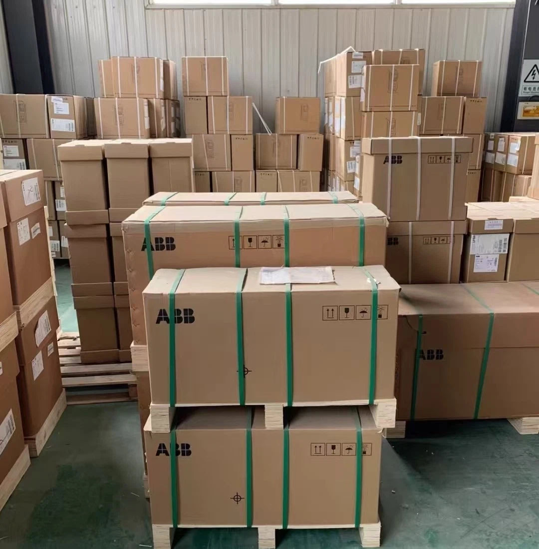 1 PC  ABB ACS880-01-414A-5 frequency converter  or UPS