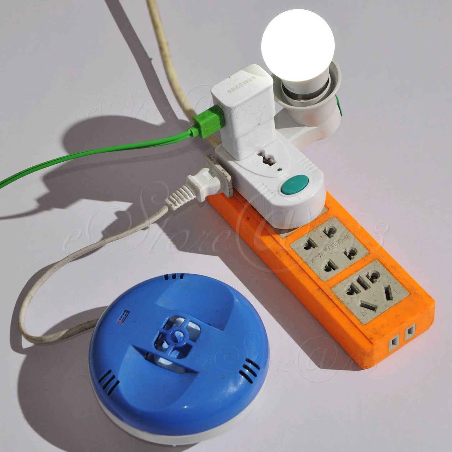 2x Rotatable AU/US Plug 1To3 Outlets US Socket Converter+Switch For A,B,I Plug