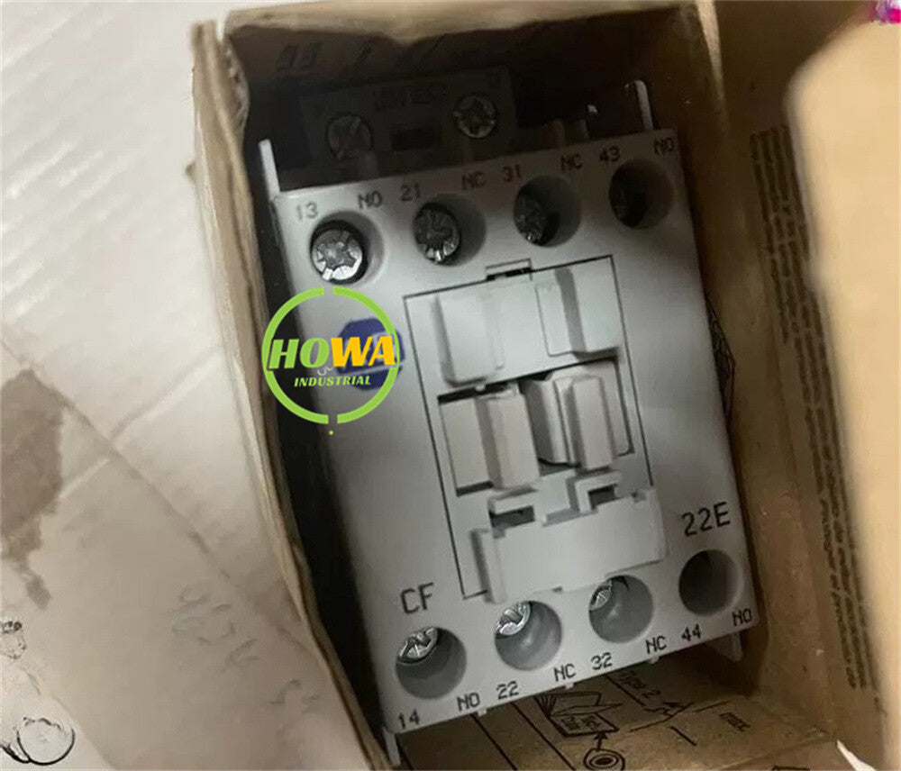 1/piece  700-CF220 700-CF220KF 230V Contactor