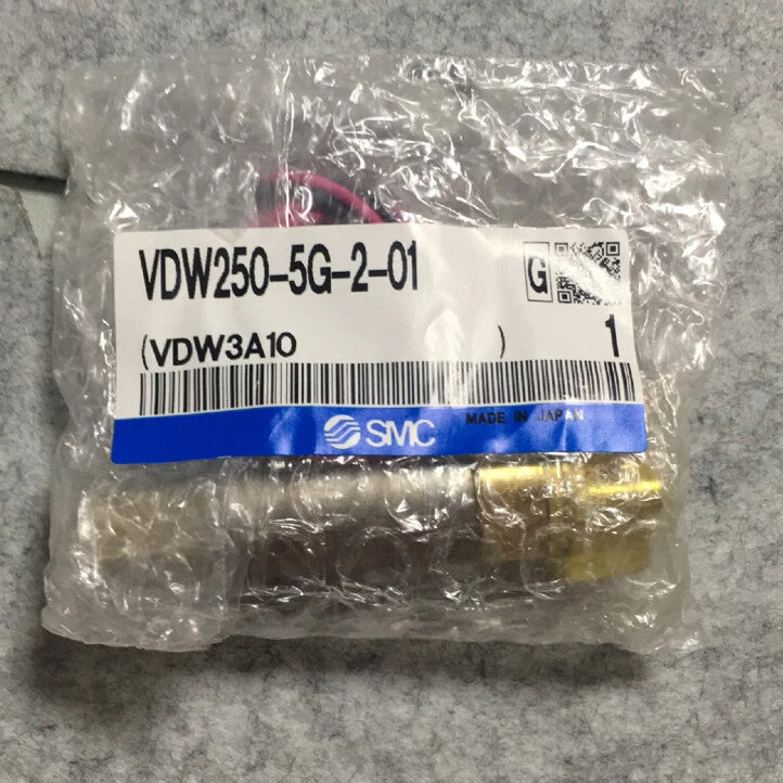 1PC   SMC VDW250-5G-2-01 solenoid valve spot stock  #P
