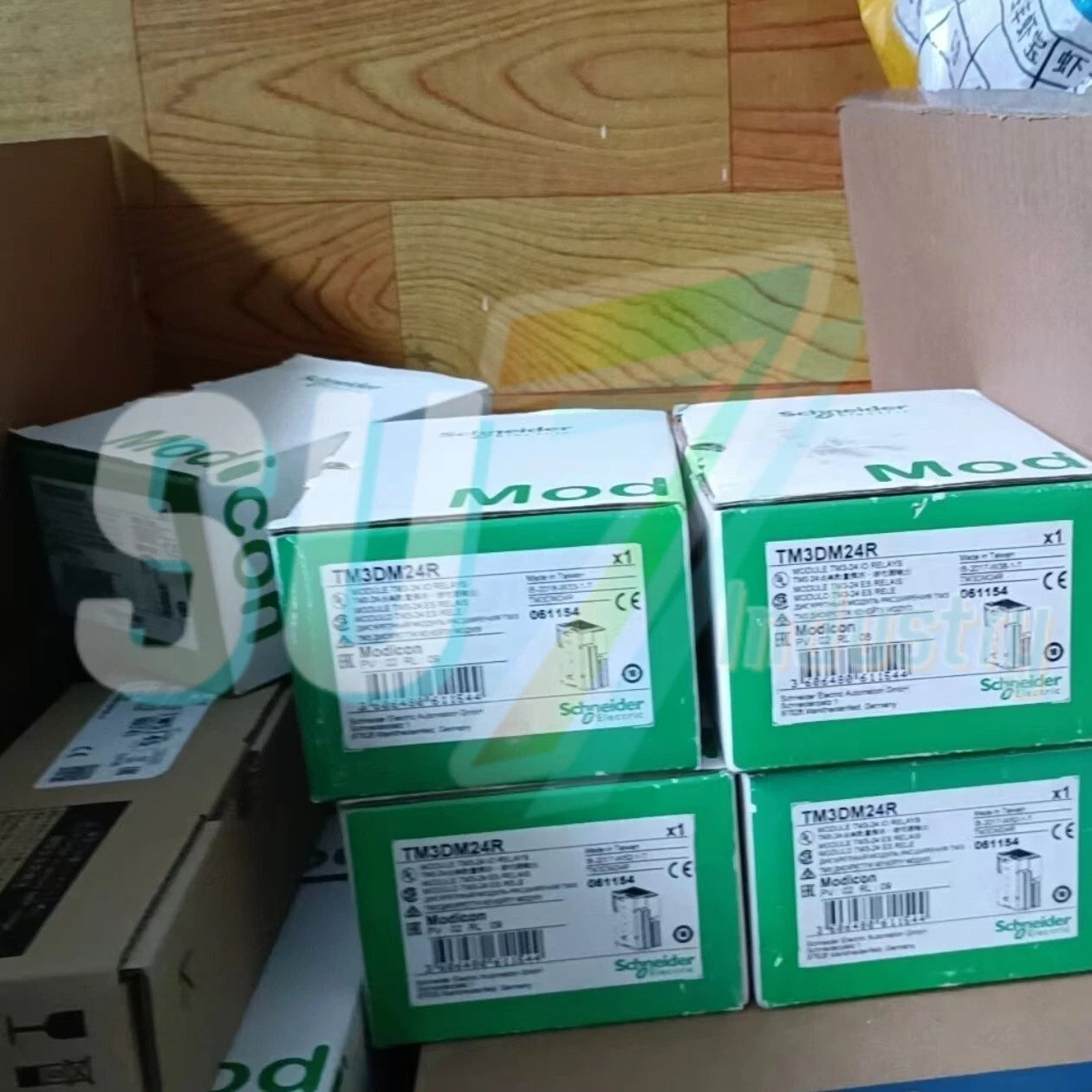 Schneider TM3DM24R PLC Module# 1pcs