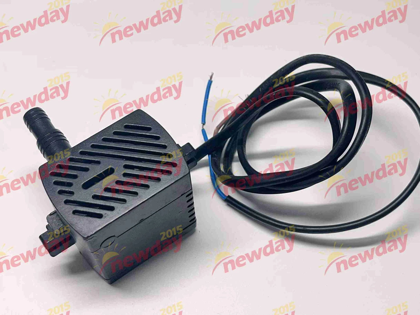 1PCS Universal Air Conditioner Fan Accessories Submersible Pump HM-100 AC220V