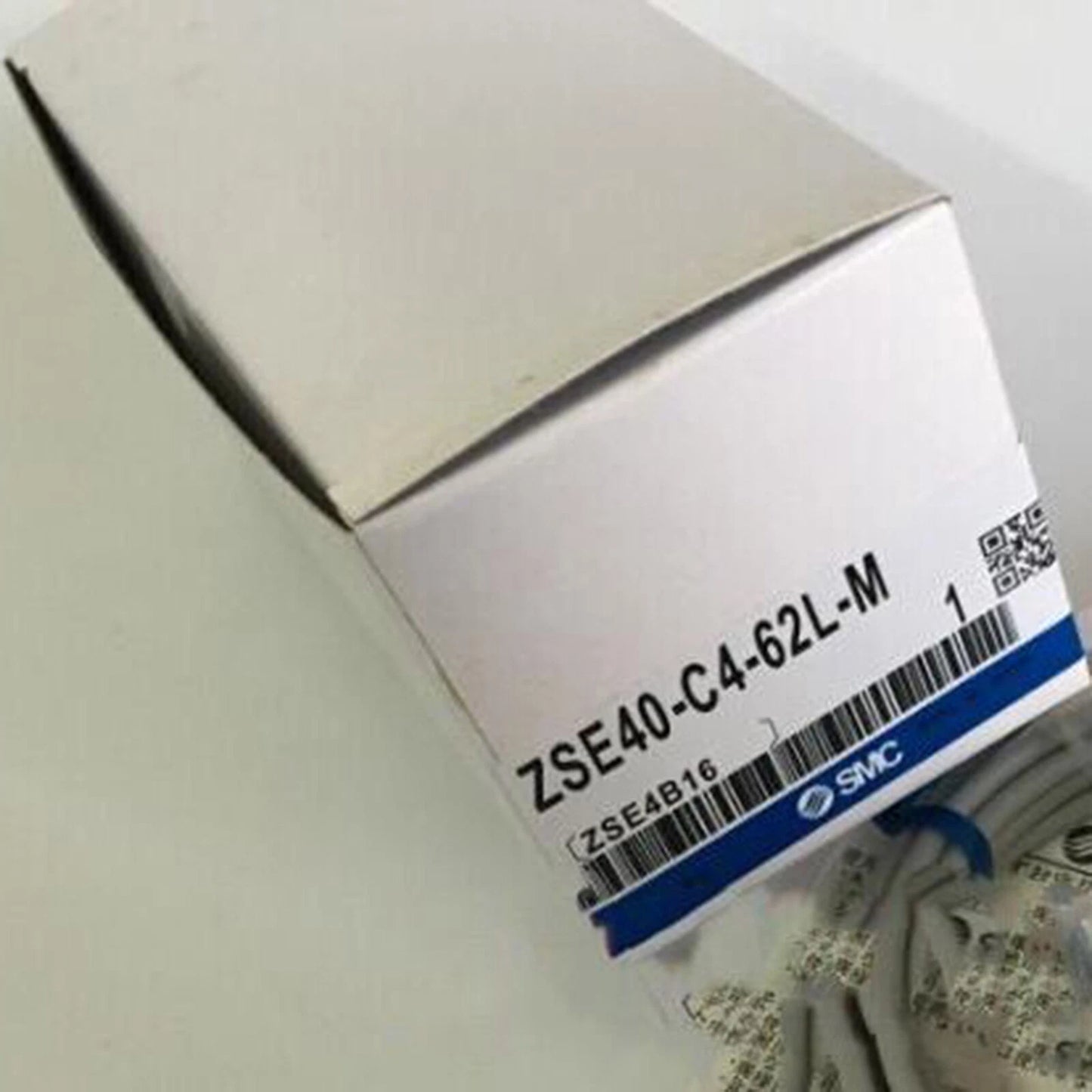 1pc  SMC Digital pressure switch ZSE40-C4-62L-M Free shipping  #P