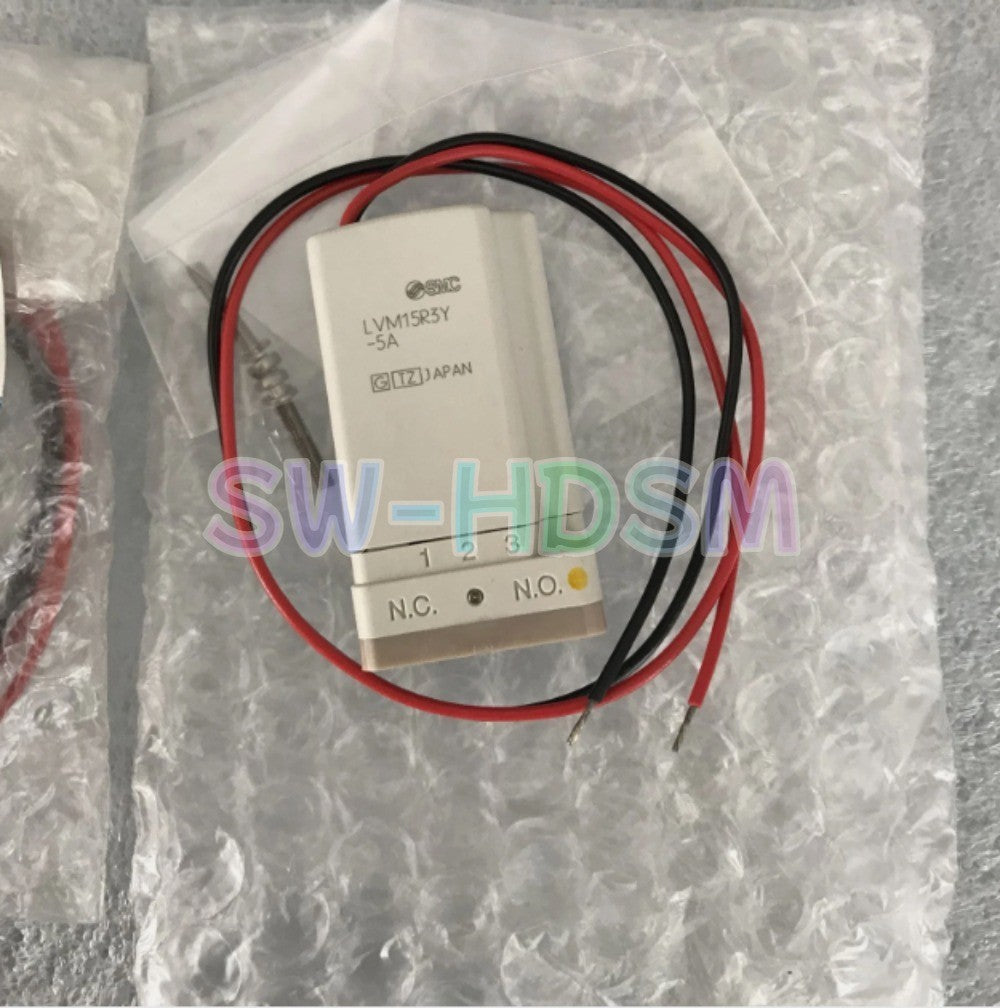 1PCS  for SMC Liquid Solenoid Valve LVM15R3Y-5A Freight Free
