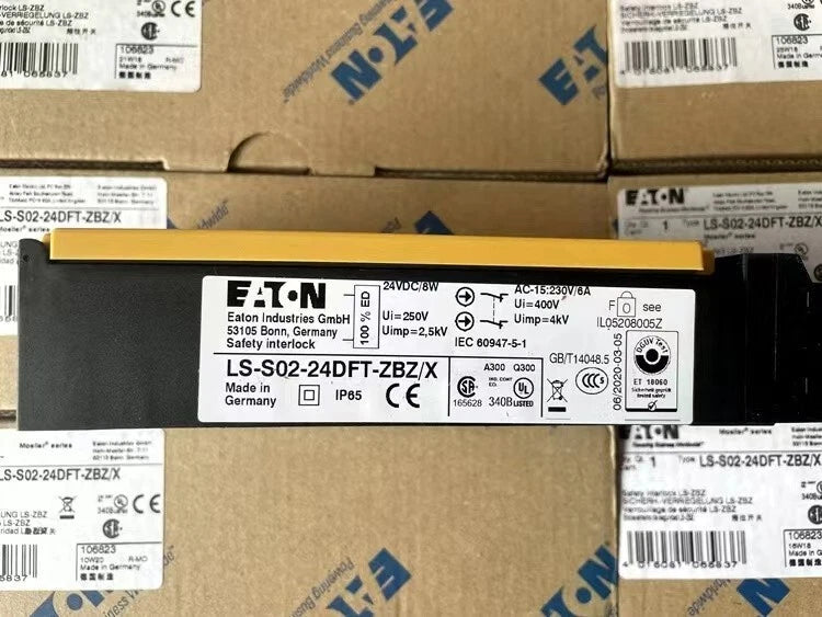 1pcs   EATON MOELLER LS-S02-24DFT-ZBZ/X  Safety Position Switch #P