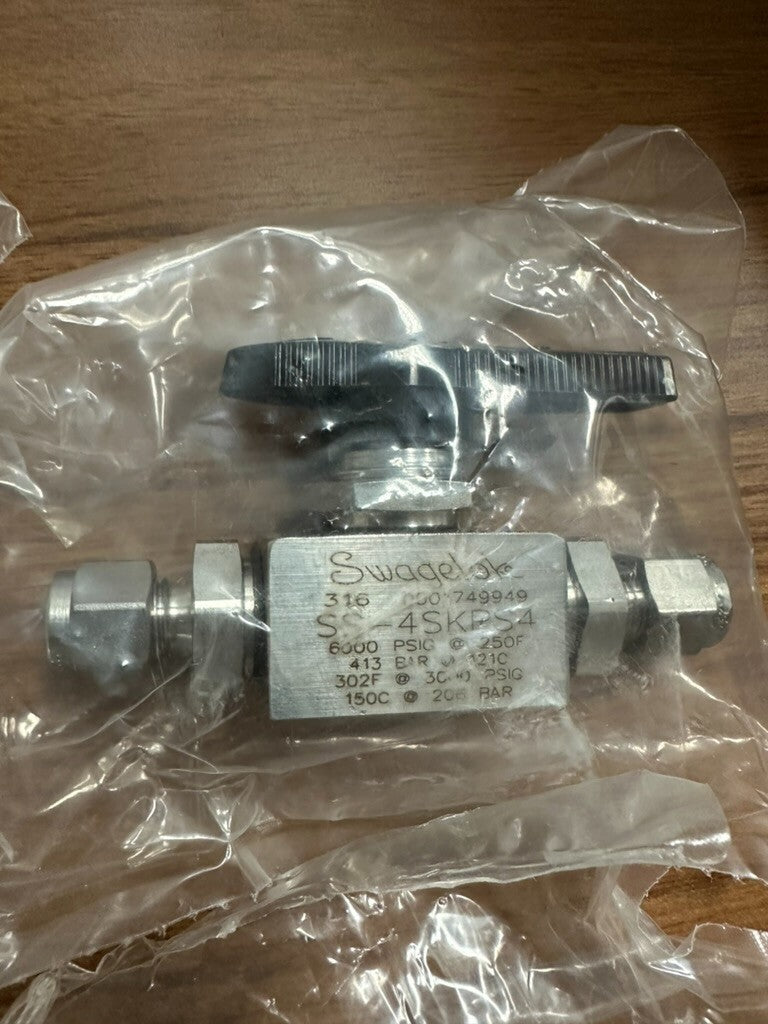 Free shipping 1PCS  SWAGELOK SS-4SKPS4