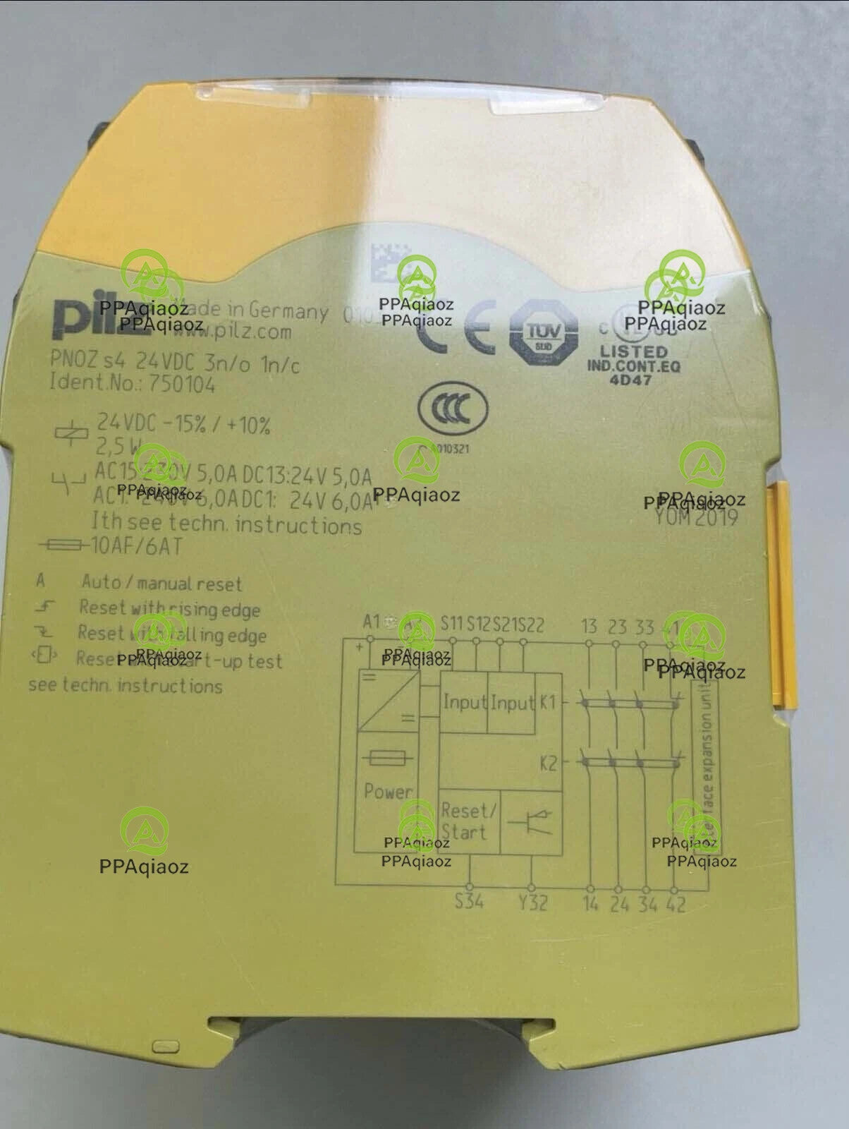 PNOZ S4 750104  PILZ PNOZ S4 750104 Safety Relay #P