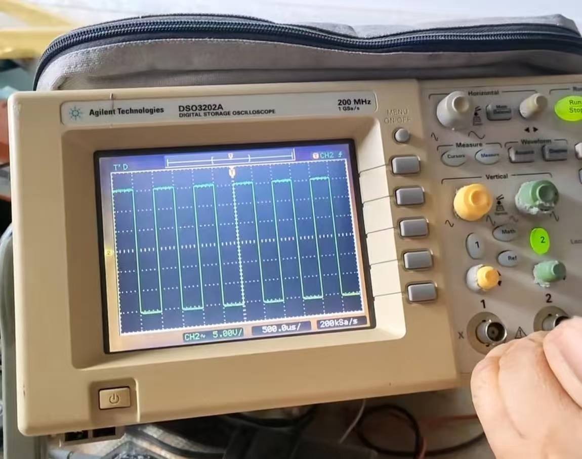 AGILENT (HP) DSO3202A 200 MHz 2 CHANNEL DIGITAL OSCILLOSCOPE Free shipping