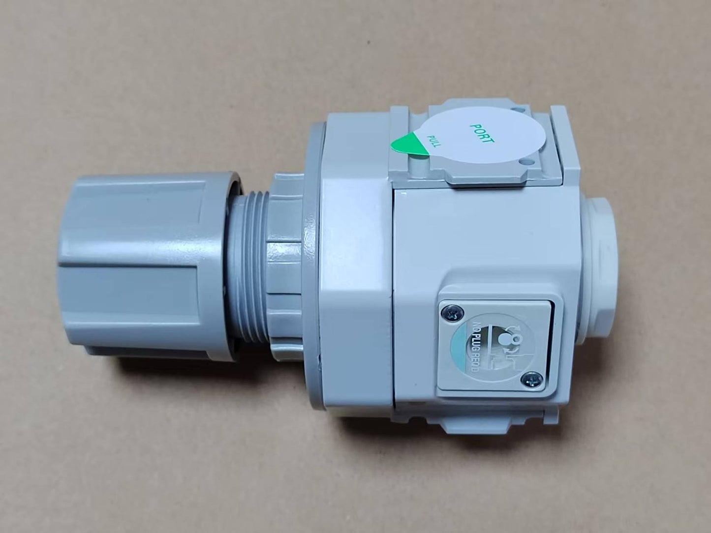 1pc CKD R4000-15-W   Pressure Reducing Valve Fast Delivery