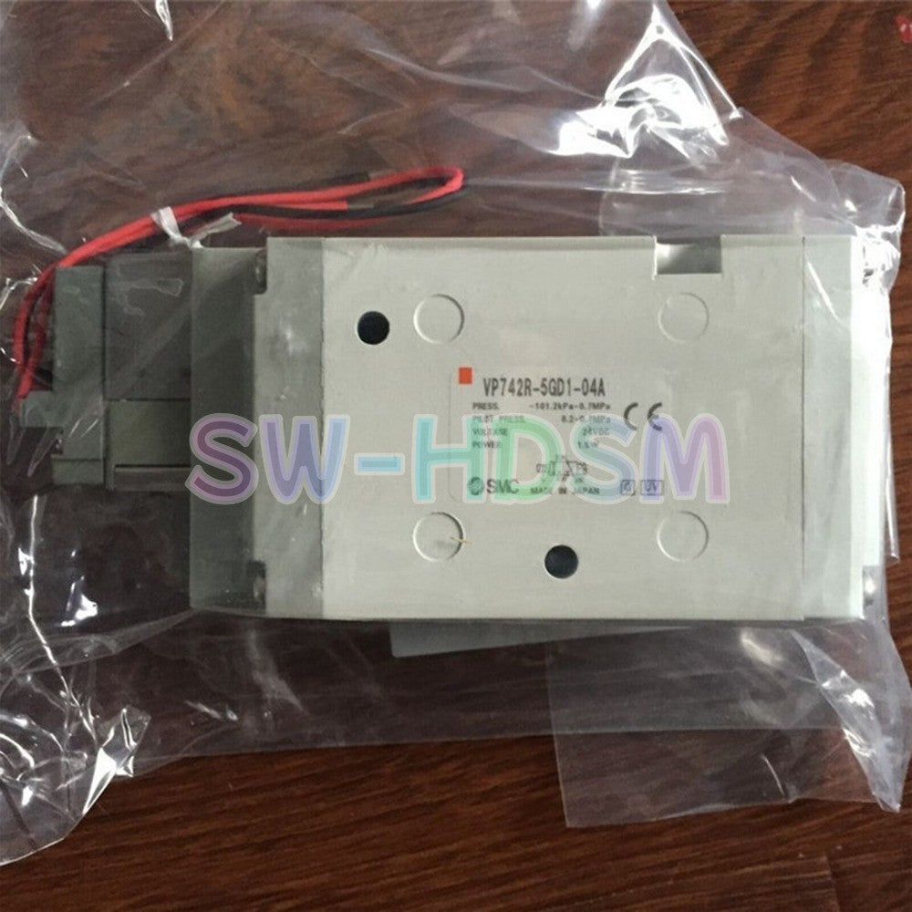 1PCS  for SMC VP742R-5GD1-04A Solenoid Valve Freight Free