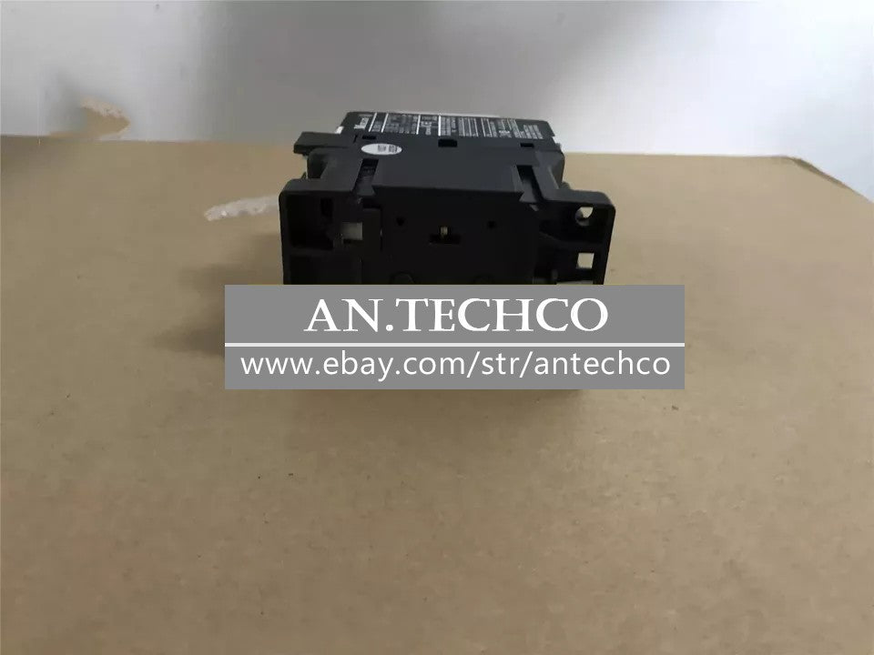 1pcs   ones Moeller DIL00M-01 DIL 00M-01 220V