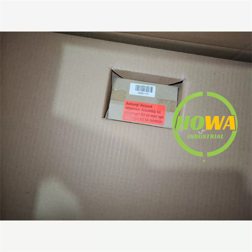 1/Piece  Lenze Inverter E82EV153K4B201 Frequency Converter