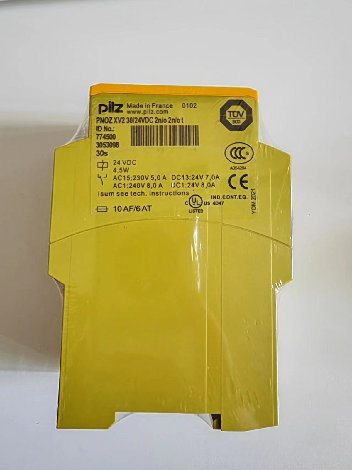 1pcs  Pilz 774500 PNOZ XV2 30/24VDC Safety Relay