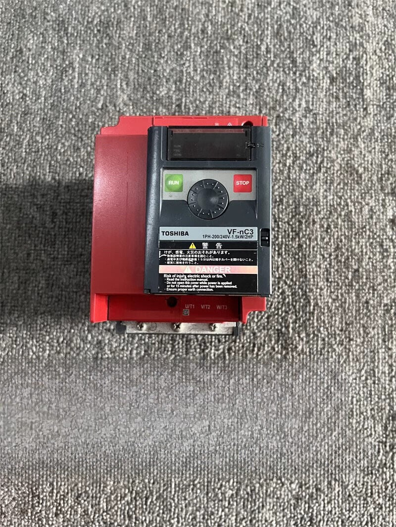 1pc  Toshiba VF-NC3 series VFNC3S-2015PL 1.5KW 220V