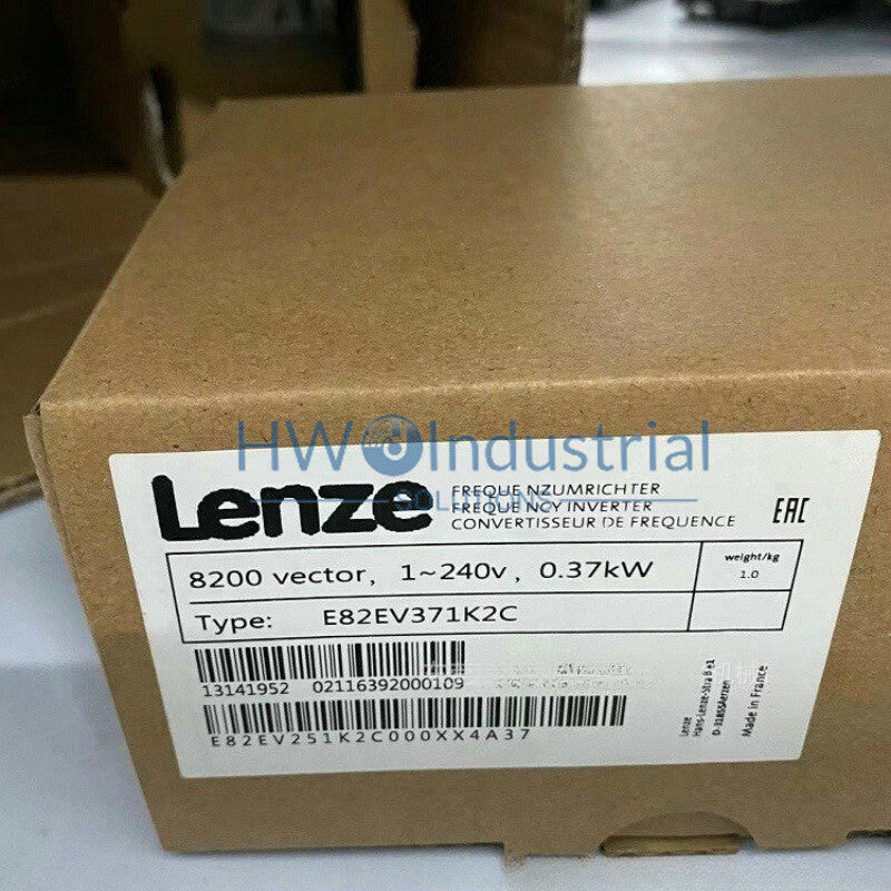 1/Piece LENZE E82EV371K2C 1-240V 0.37KW Inverter Frequency Converter