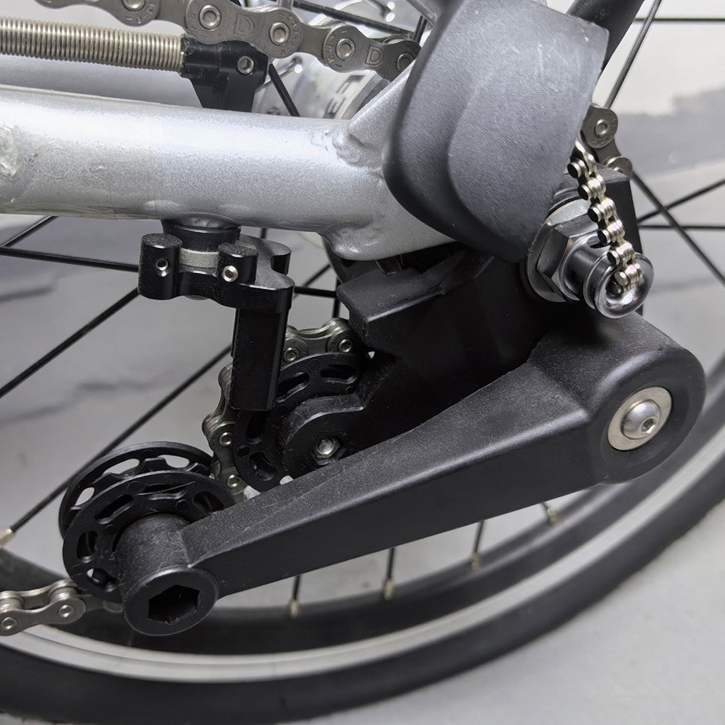 Noise Chain Tensioner for Brompton Improved Guide Wheel 3 Speed Support