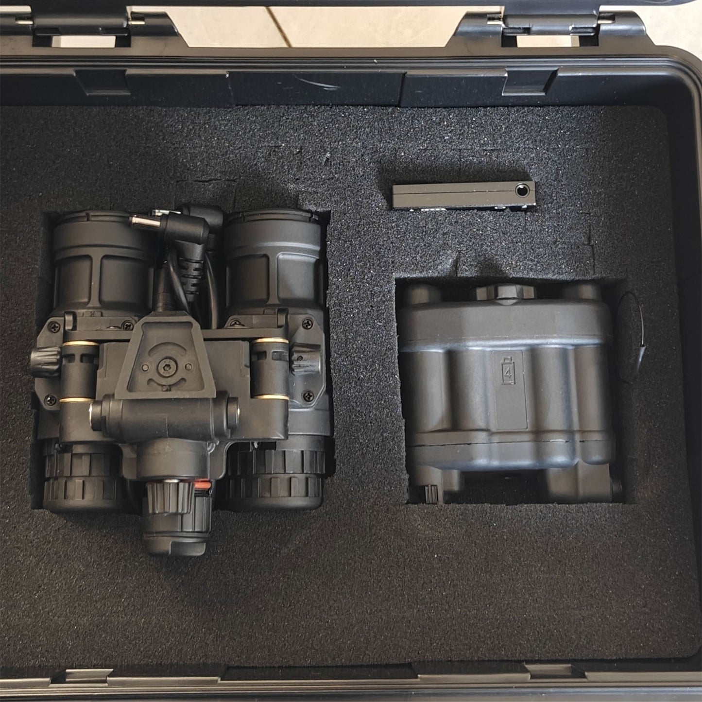 PVS31 Digital Night Vision AEGIS-31 Gen 4 0.39Pro Binocular Night Vision Set