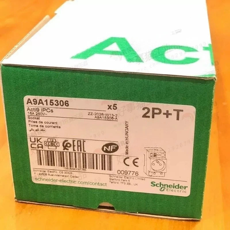 1PCS  FIT FOR A9A15306 socket DIN slot 2P+E 16A 250V