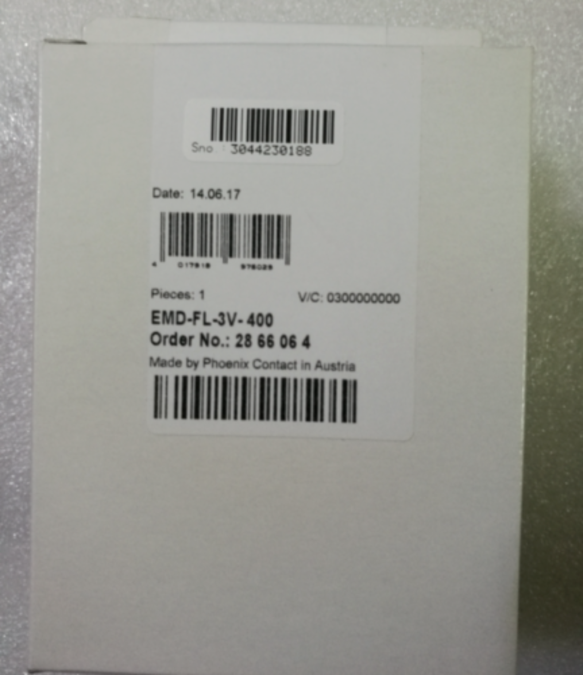 1pcs PHOENIX CONTACT EMD Relay 2866064 EMD-FL-3V-400