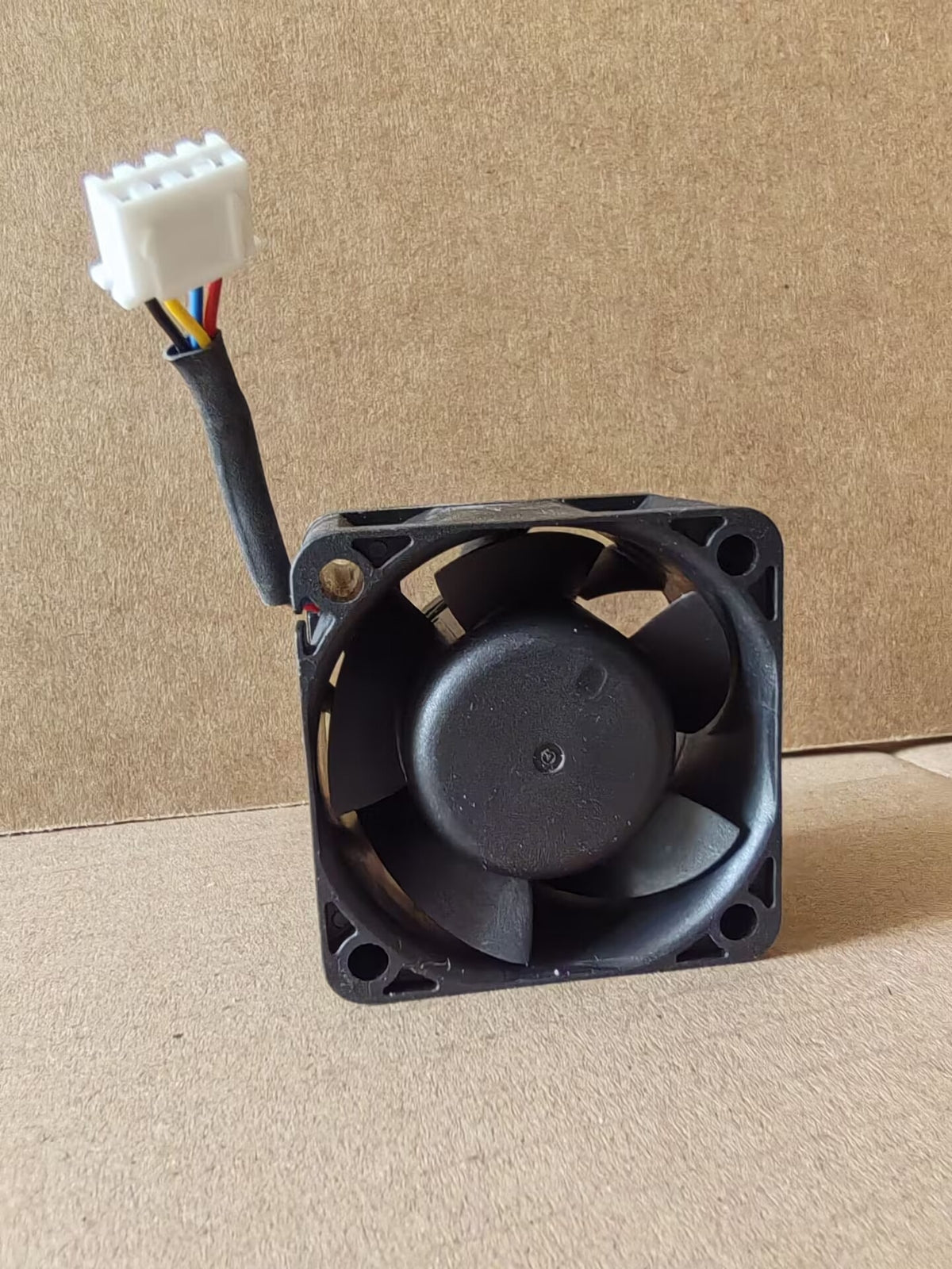 1/piece FOXCONN PIA040H12P 4028 12V 0.81A 4CM PWM Speed Regulation Cooling Fan