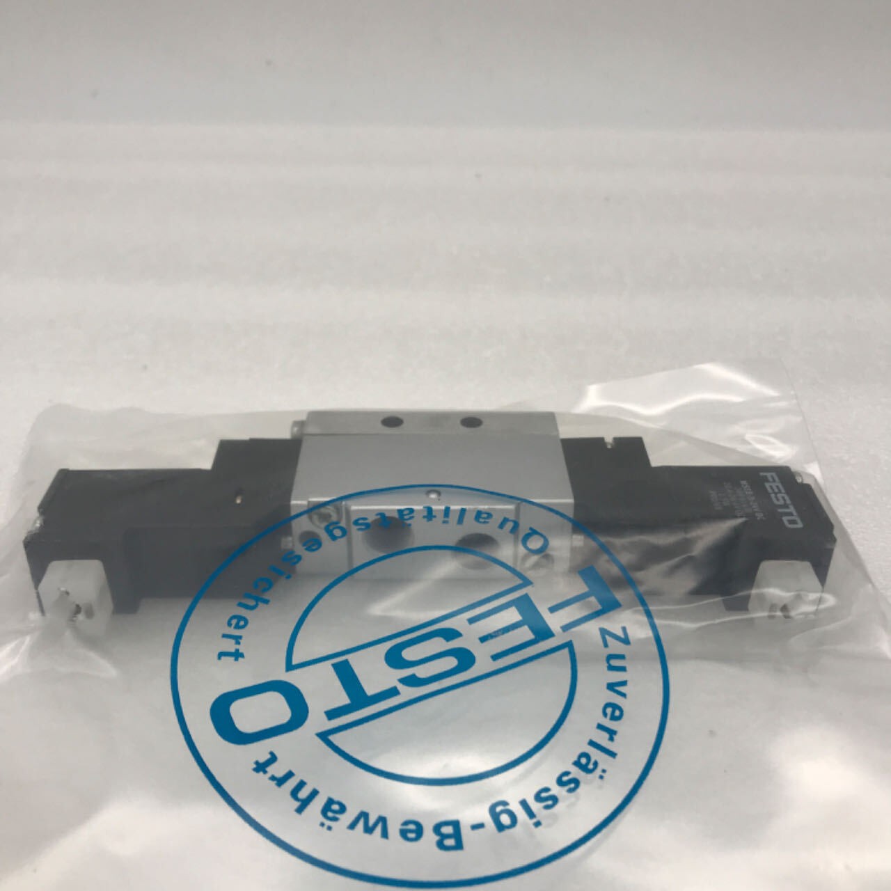1PC For Festo JMEBH-5/2-1/8-B 173034 Solenoid Valve