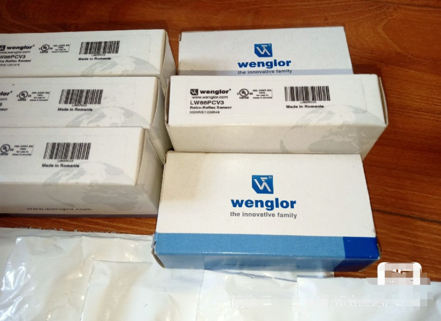 1PC  Wenglor Proximity Switch LW86PCV3 Sensor