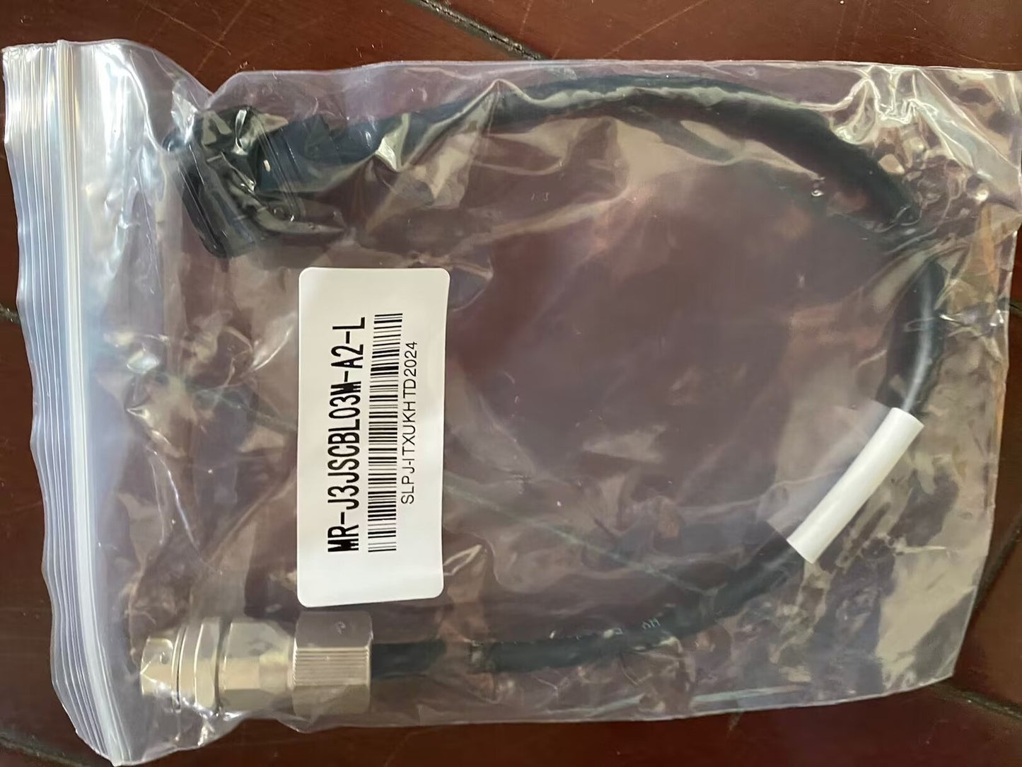 1pc MR-J3JSCBL03M-A1-L for Mitsubishi Servo trunk Cable 0.3m