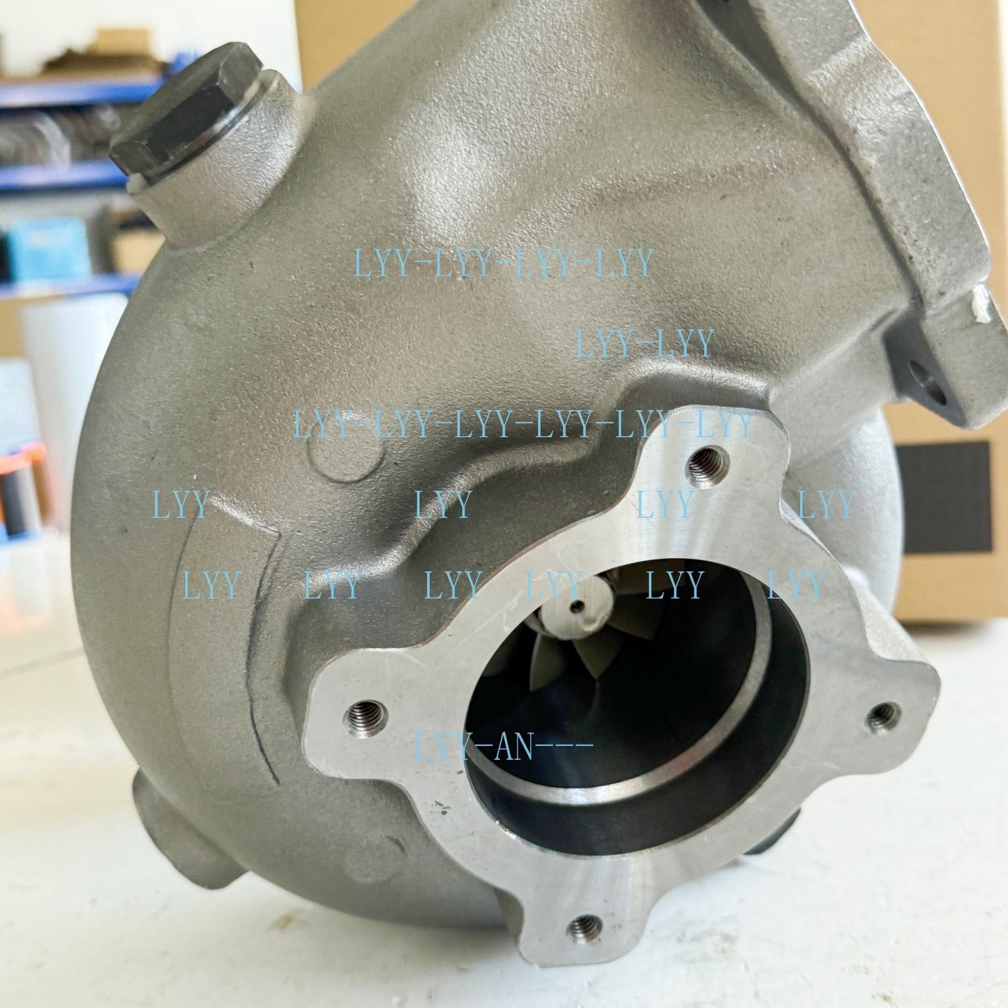 Turbocharger Turbo H2D 3538623 For Cummins Engine 6CTA M2 8.3L 3802886 3538624