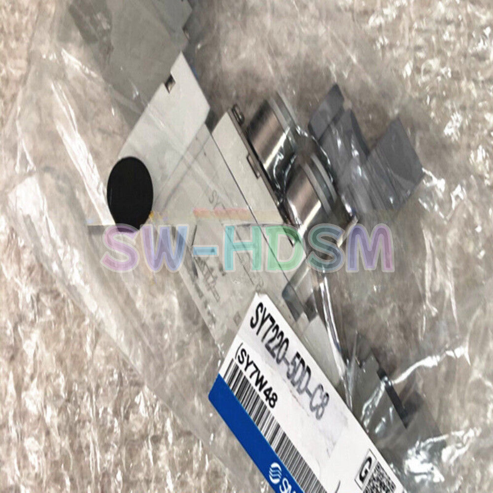 1PCS  for SMC Solenoid Valve SY7220-5DD-C8 Freight Free