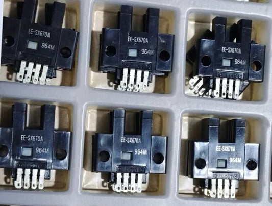 5pcs OMRON EE-SX670A Photoelectric Switch