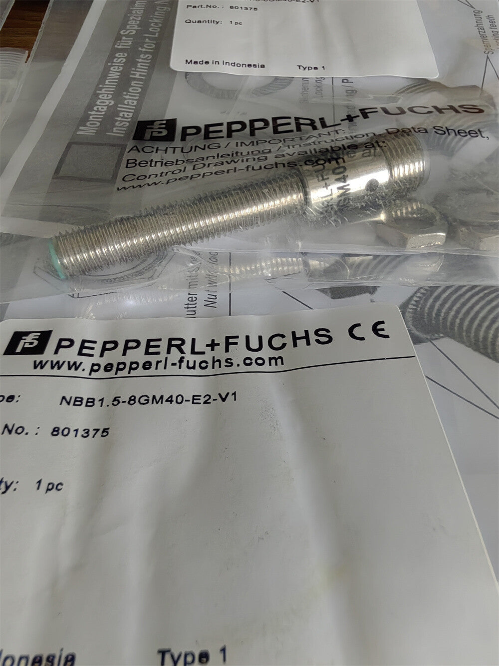 1PC  For PEPPERL + FUCHS NBB1.5-8GM40-E2-V1 sensor