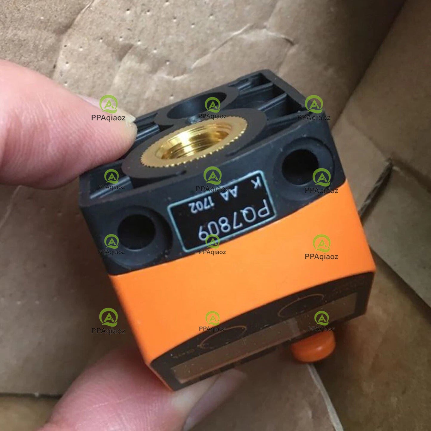 1PC  IFM PQ7809 Pressure Sensor ping