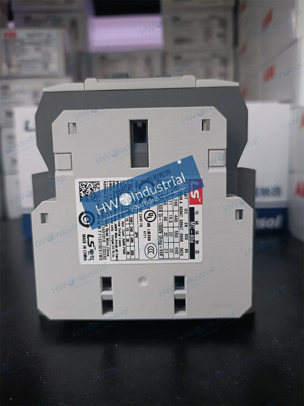 1/Piece LS AC contactor MC-40A coil voltage AC220V