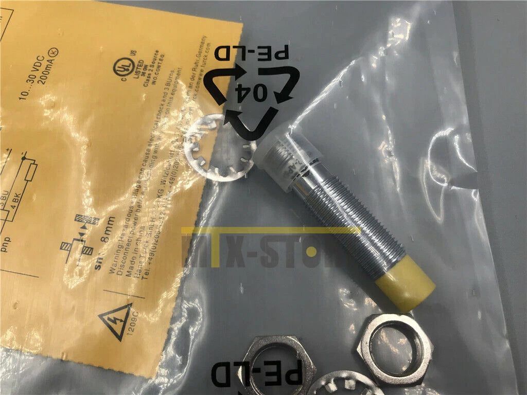 1PC    proximity switch NI8U-EM12-AP6X-H1141