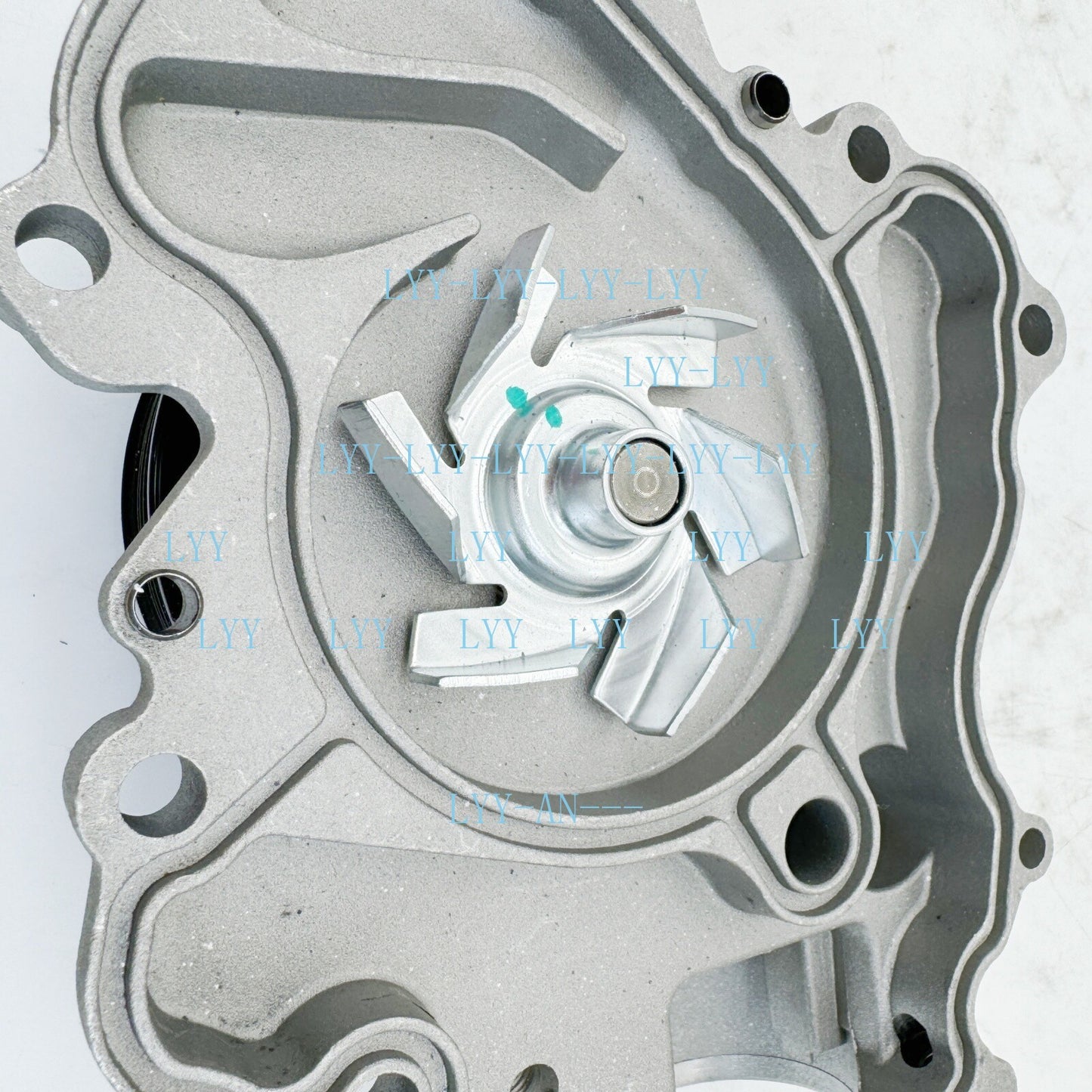 68211202AB Water Pump For Cummins Jeep Grand Cherokee WK 3.0CRD 2014-19 Ram 1500