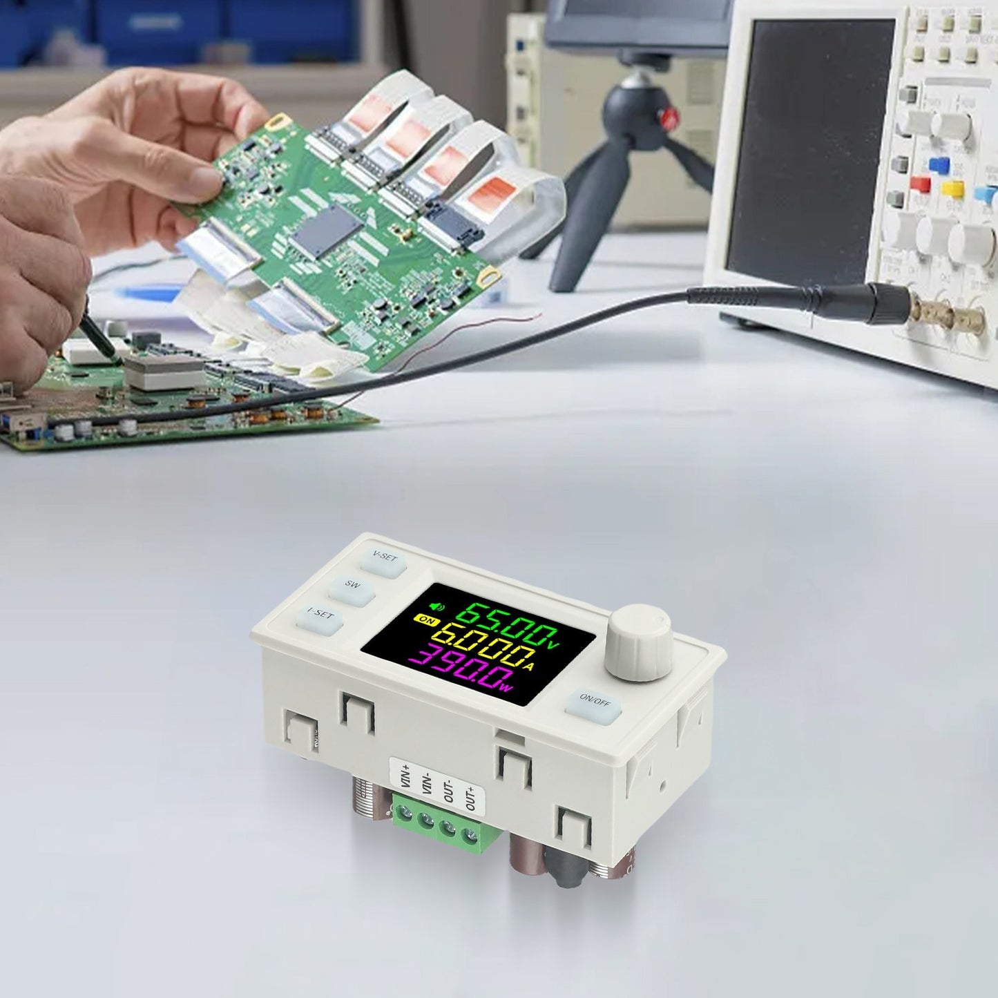Sophisticated Design Professional LCD on a 390W Adjusting Power Supply