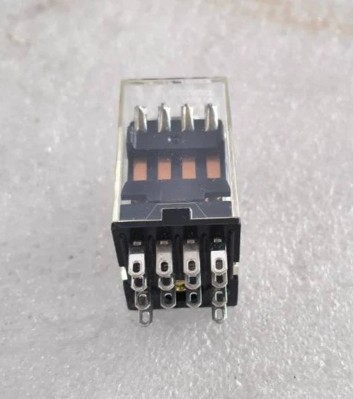 Lot of 7 OMRON MY4N Power Relay AUX.  Fast Shipping  /