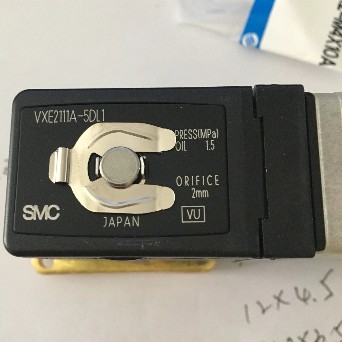 1pcs  SMC VXE2111A-5DL1 two-way solenoid valve Quality assurance #P