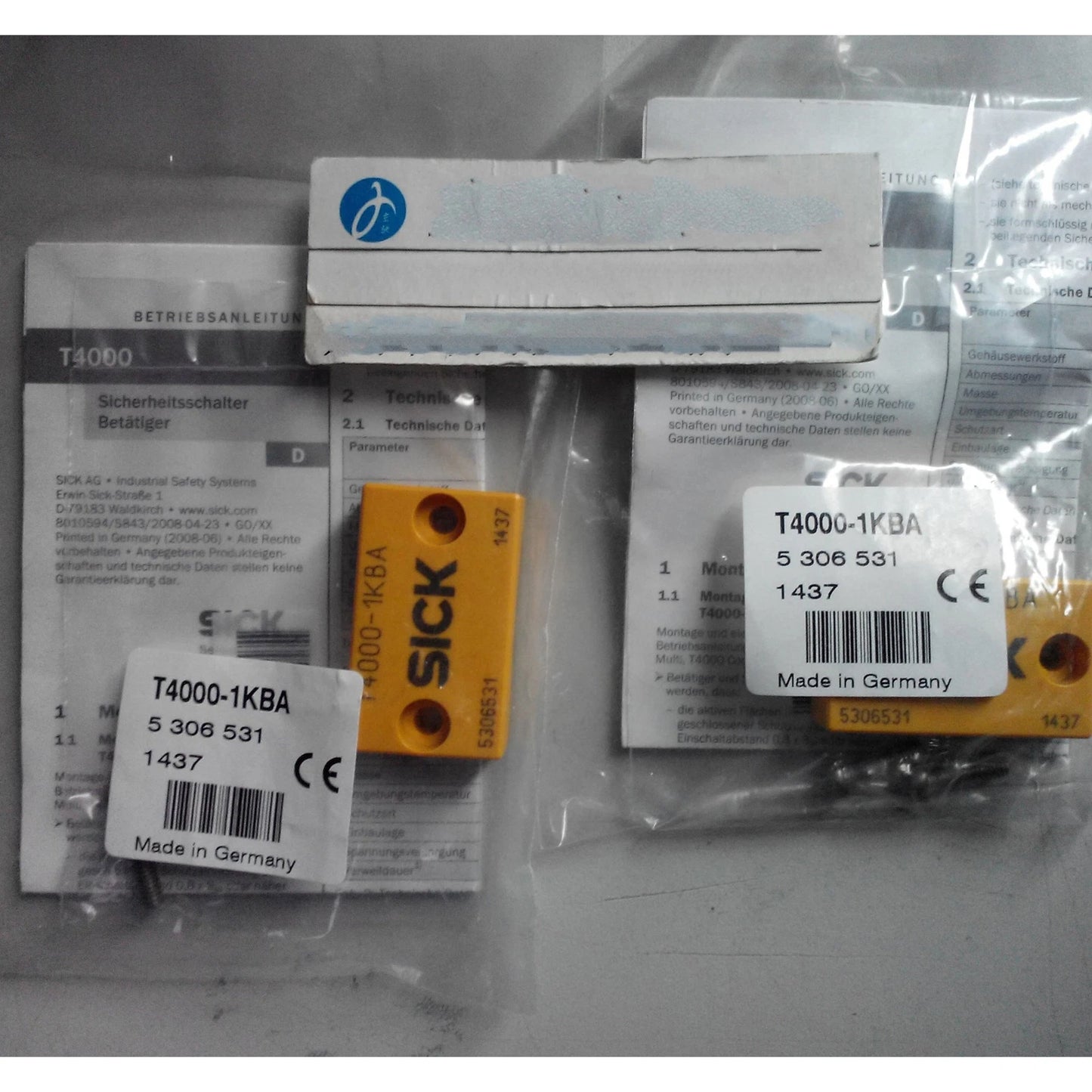 One  SICK T4000-1KBA SAFETY SWITCH T4000-1KBA Fast Delivery #P