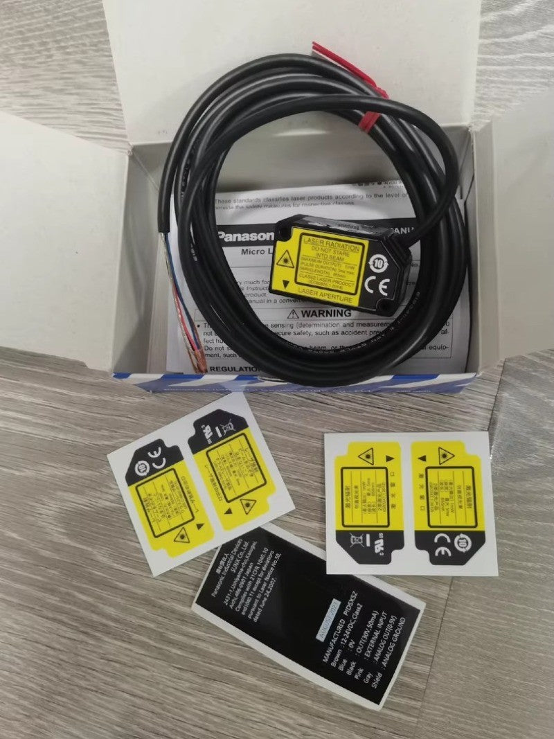1pcs Panasonic  HG-C1030-P   Laser Sensor