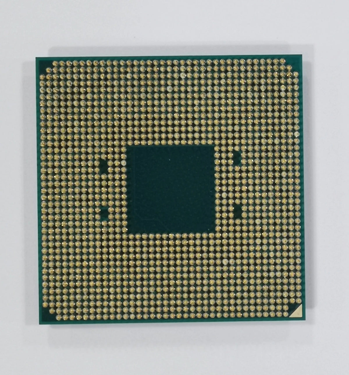 AMD Ryzen R5 2500X CPU Quad-Core 3.6 GHz 8MB 65W Socket AM4 Processor R5-2500X