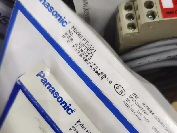 1pc   FD-S21 Optical Fiber Sensor Panasonic