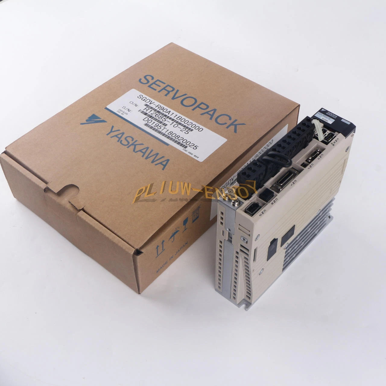 1PCS Yaskawa SGDV-R90A11B002000 servo driver /da #P