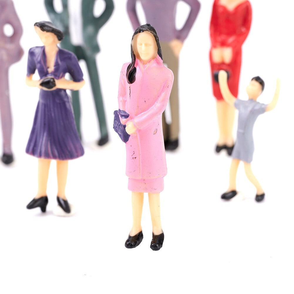 50x Scale Plastic Models 1:32 People Sitting Standing Figures Plastic 1 Gauge