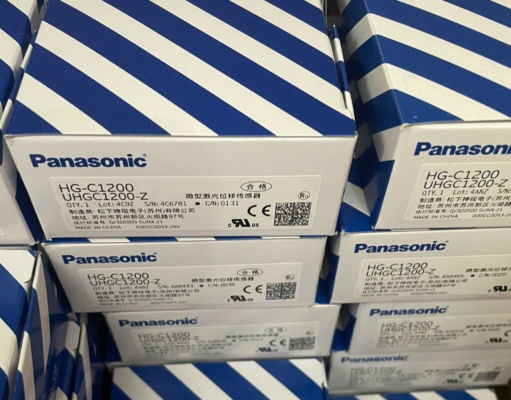 1pcs  Panasonic HG-C1200 Laser Displacement Sensor UHGC1200-Z