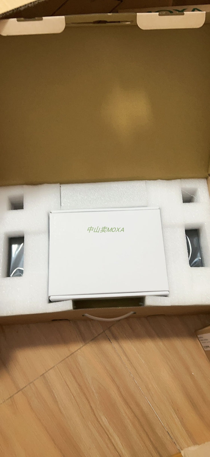 1pcs  MOXA NPort 6610-32 32-port RS232 Serial Server