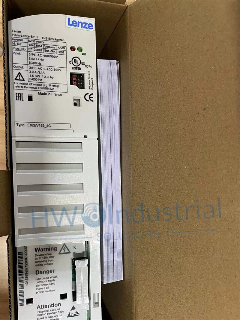 1/Piece  E82EV152K4C E82EV152_4C 1.5KW 3-400V Lenze Inverter