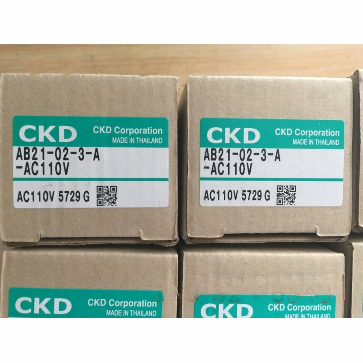 1PC   CKD AB21-02-3-A-AC110V Solenoid Valve In Box